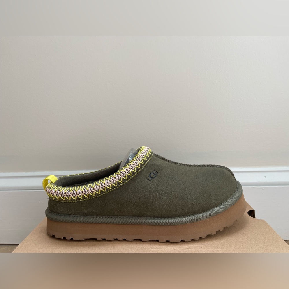 Ugg platform Tasman slippers